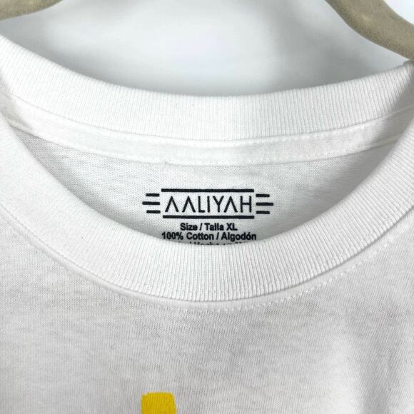 Aaliyah Princess Of R&B Portrait T-Shirt White Women's Size XL NWOT - Picture 3 of 5